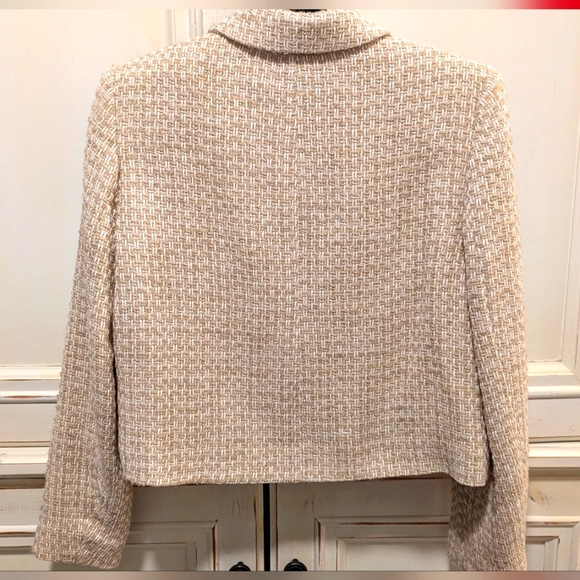 Zara cropped woven jacket with gold metallic threads. Size M. - Picture 4 of 7